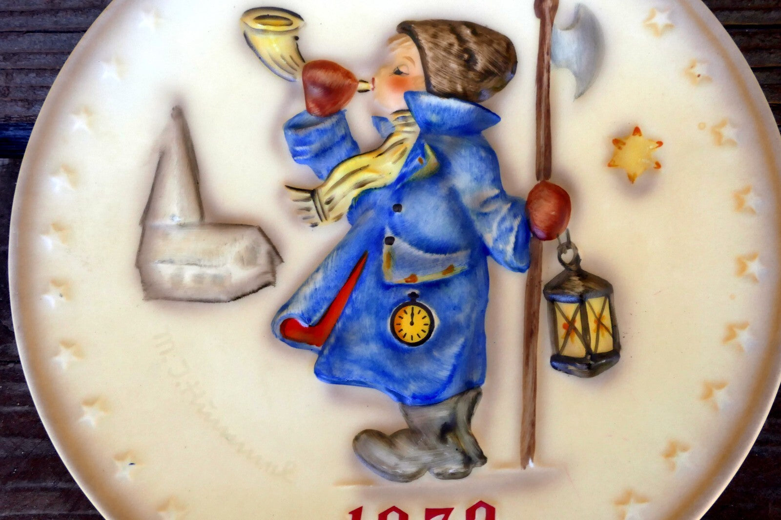 1972 edition m. j. hummel annual christmas plate hum265