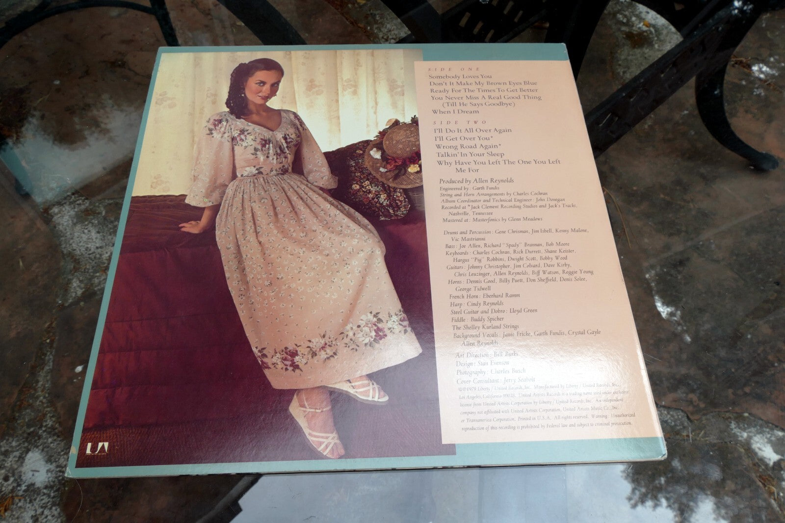 CRYSTAL GAYLE CLASSICS LOO-982 LP VINYL RECORD United Artists