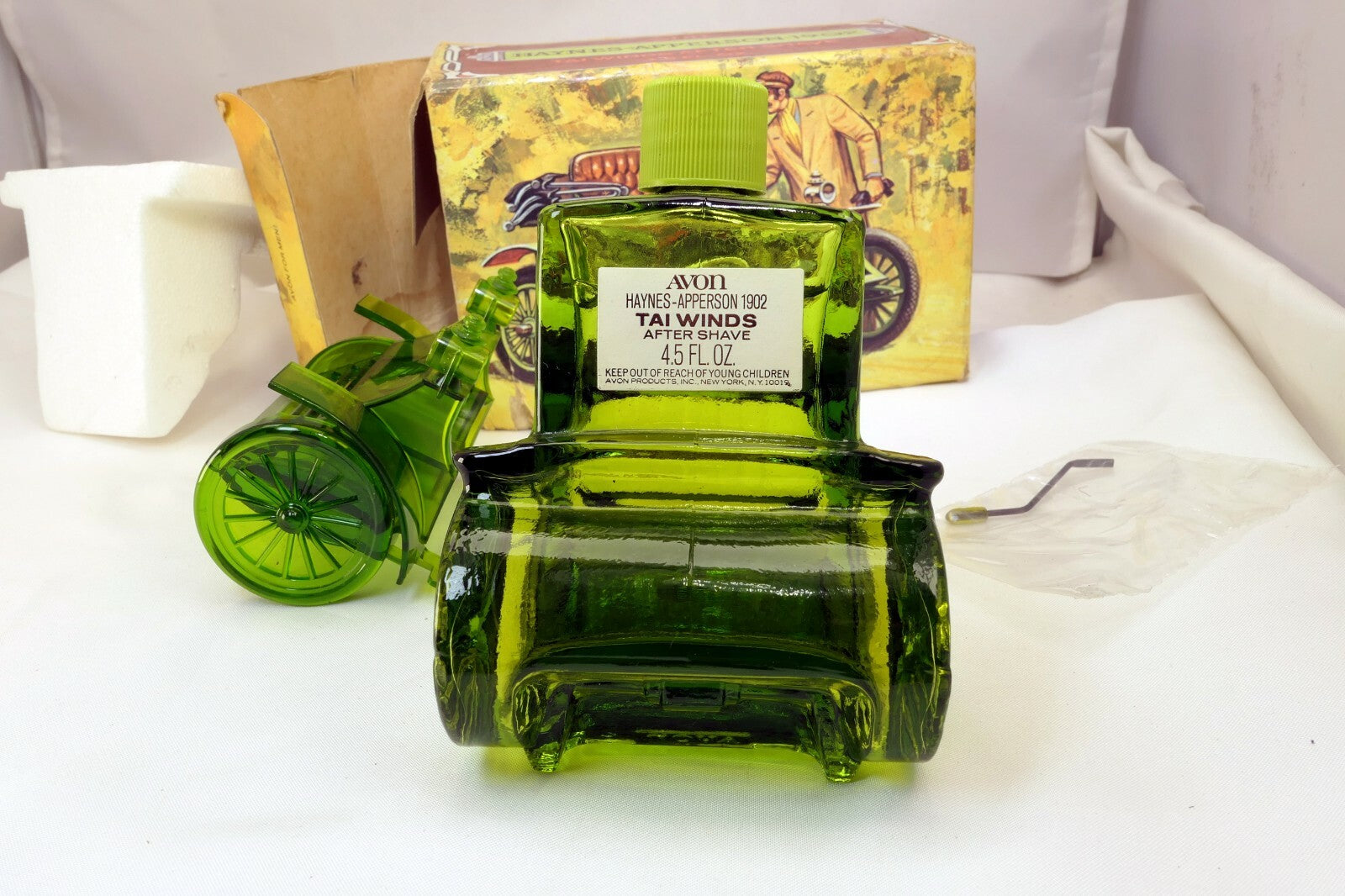 AVON TAI WINDS AFTERSHAVE 4.5 FL. OZ. Haynes-Apperson 1902 Cologne Boxed