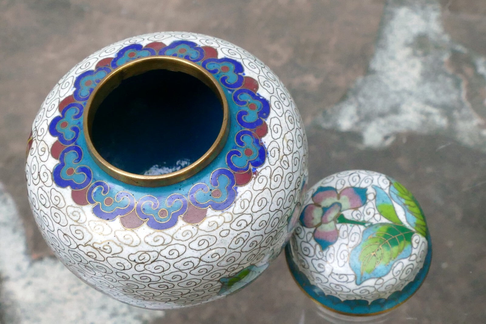 Cloisonne Ginger Jar with top lid enamel brass 3X3.5" small