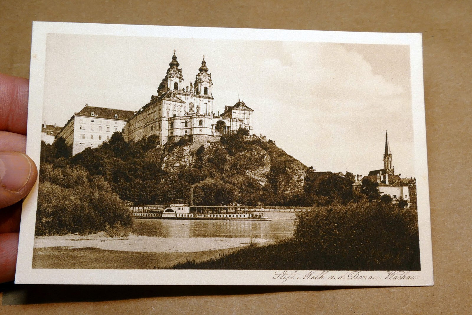 Vienna DONAU WACHAU  1930's postcard Austria - unposted