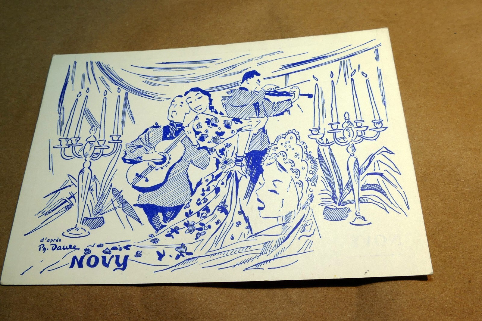 Postcard Novy Carte Postale Paris 16e Tro. 02-33