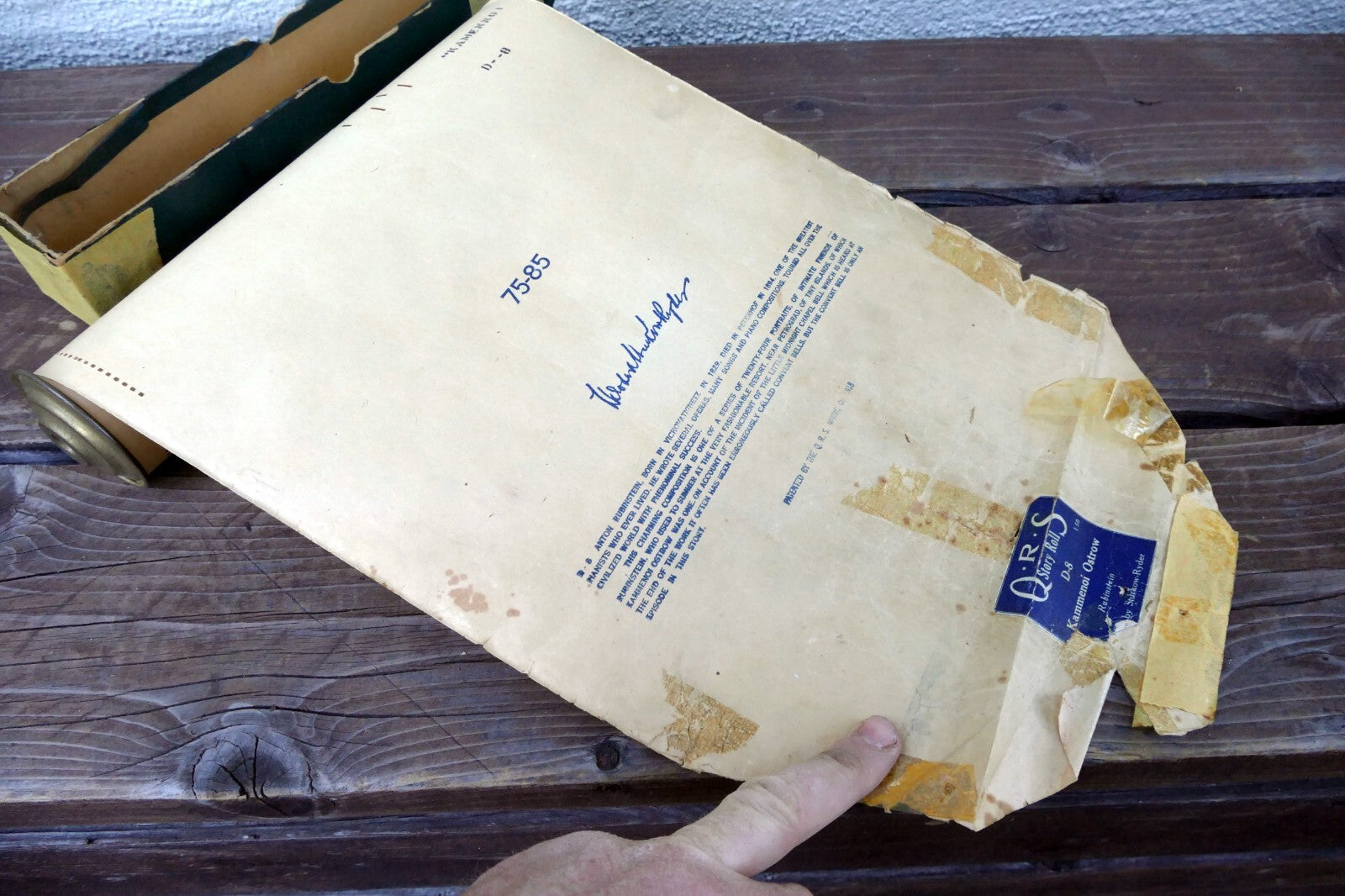 QRS Story Roll D-8 Kammenoi Ostrow Rubinstein - AS IS poor condition