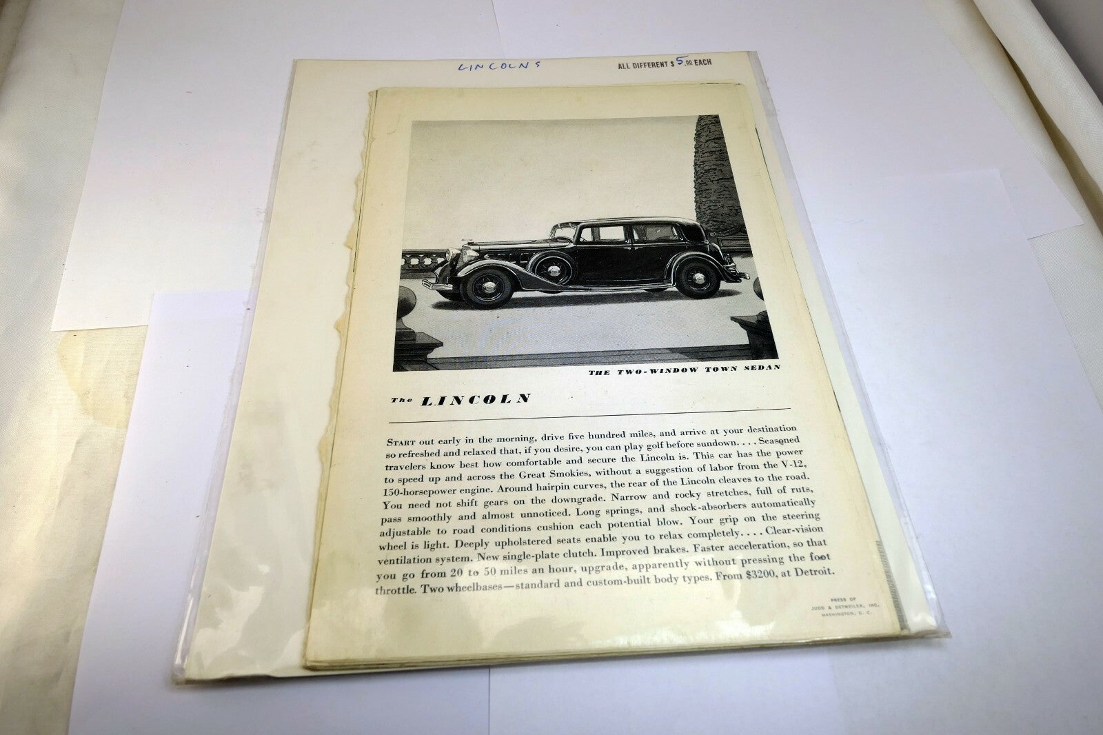 V-12 Lincoln Town Sedan 1932 Magazine clippings advertisement $3200 at Detroit