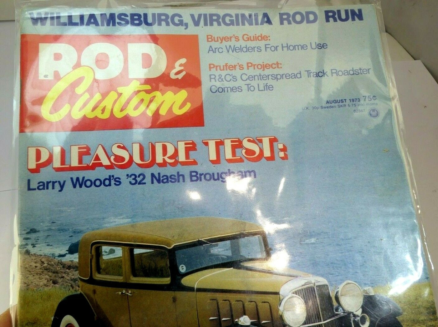 Rod & custom magazine august 1973 larry woods '32 nash brougham