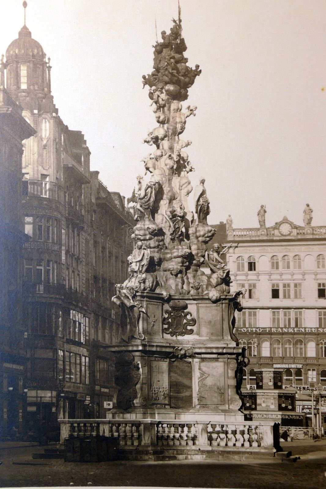 Vienna st. stephen's cathedral wien 1930's postcard austria   unposted