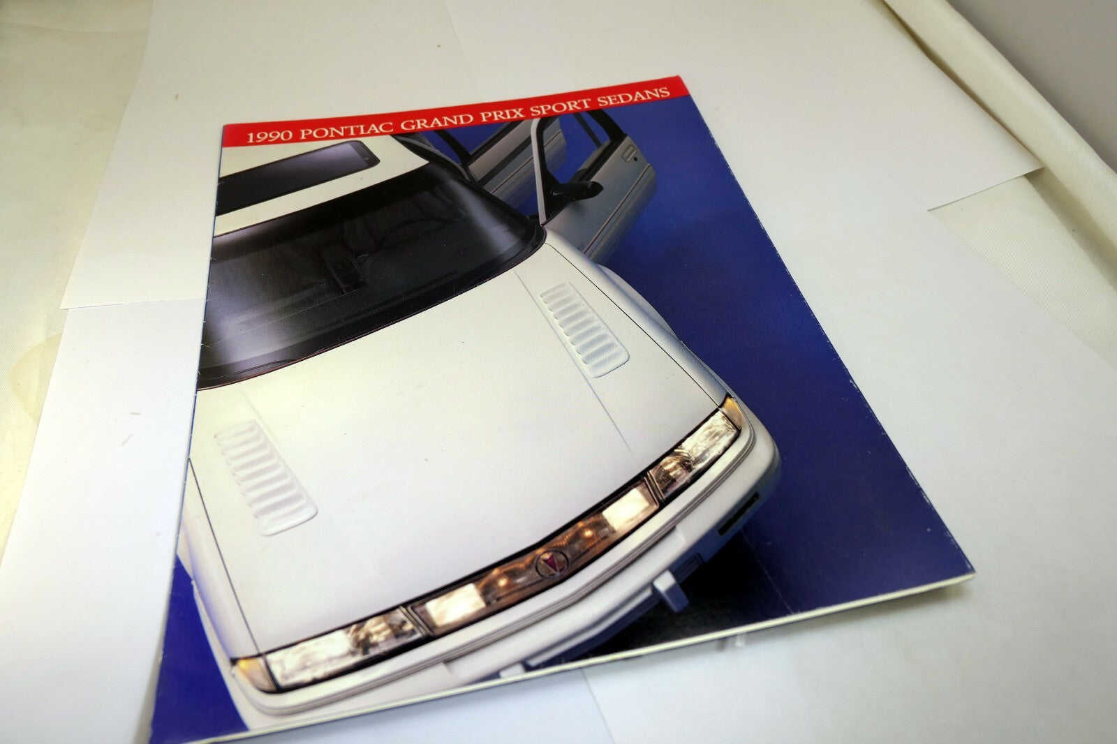 Pontiac 1990 Dealership Grand Prix Sports Sedans Sales Brochure Car