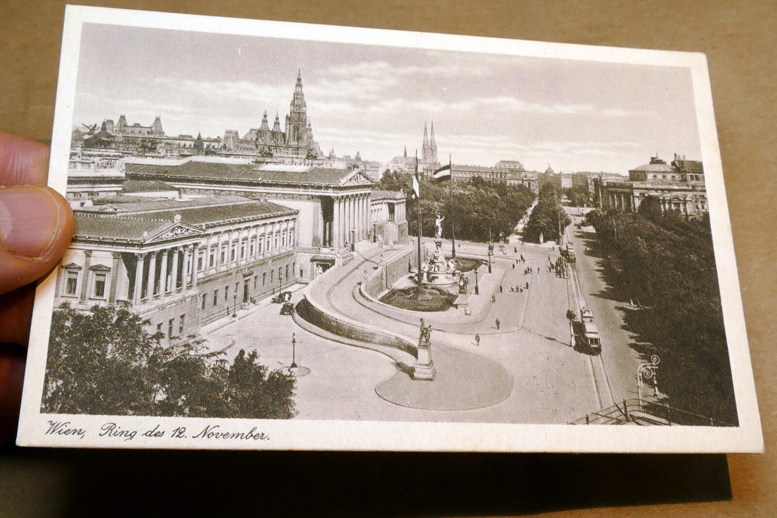 Vienna  Wien Ring Des 12 November 1930's postcard Austria - unposted