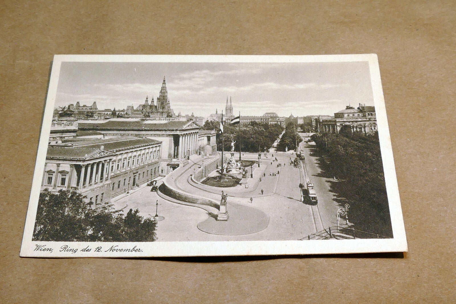 Vienna  Wien Ring Des 12 November 1930's postcard Austria - unposted