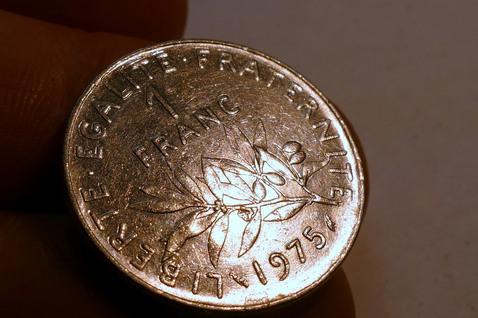 Republique Francais  1 Franc 1975 coin France