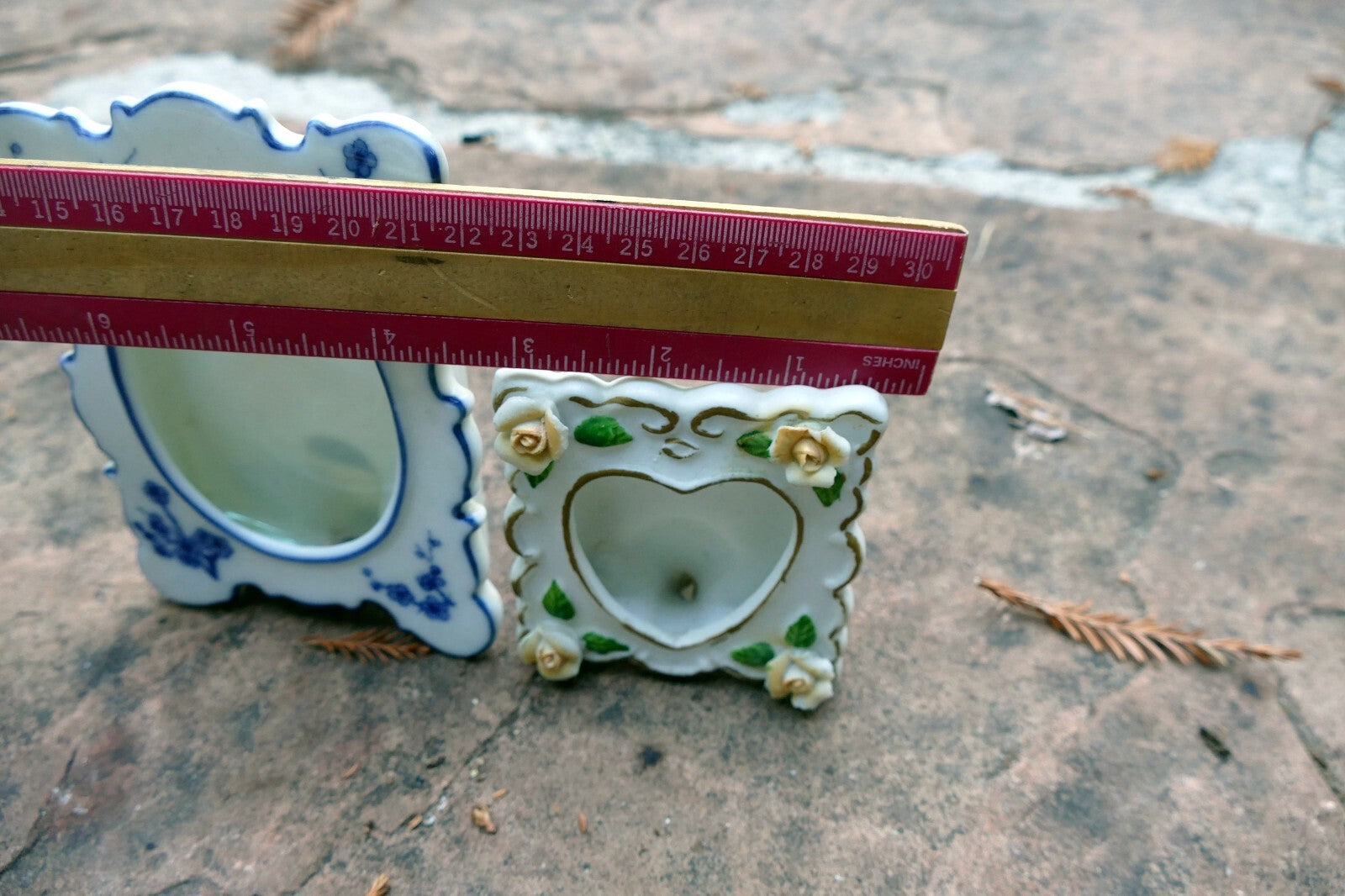 3X4" ANDREA BY SADEK PORCELAIN PHOTO FRAME w/ flowers Floral design blue vintage