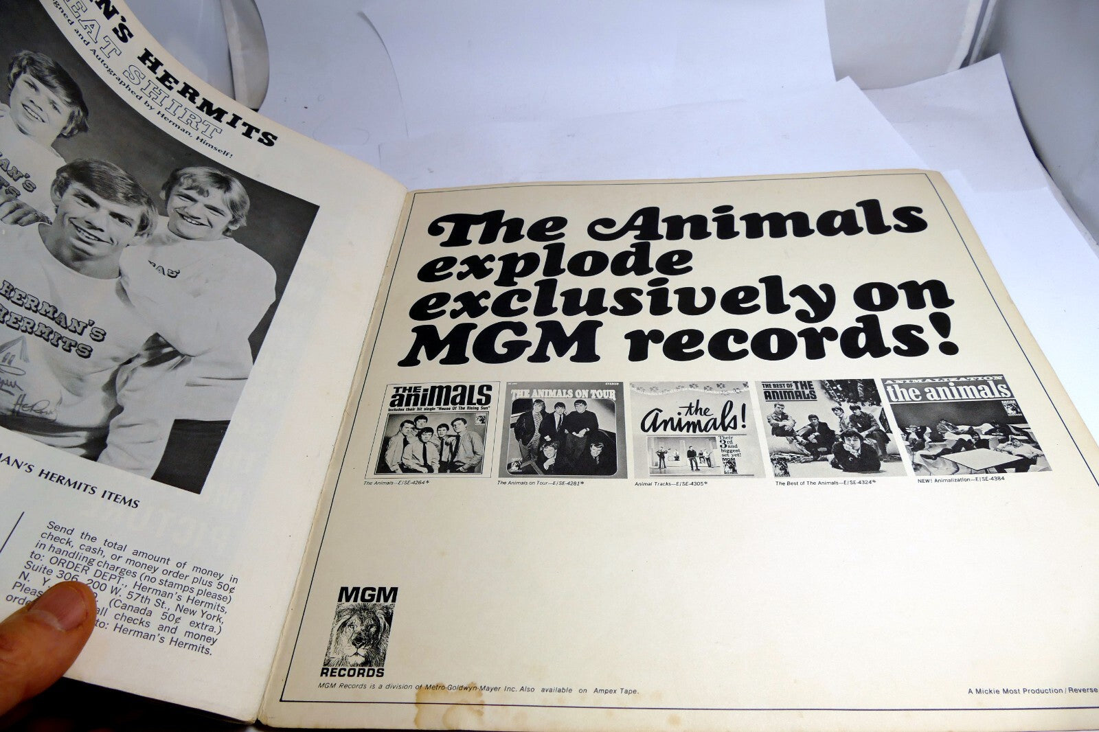 Herman's Hermits  booklet  Concert Tour photo book 1966  Advertisement Pamphlet