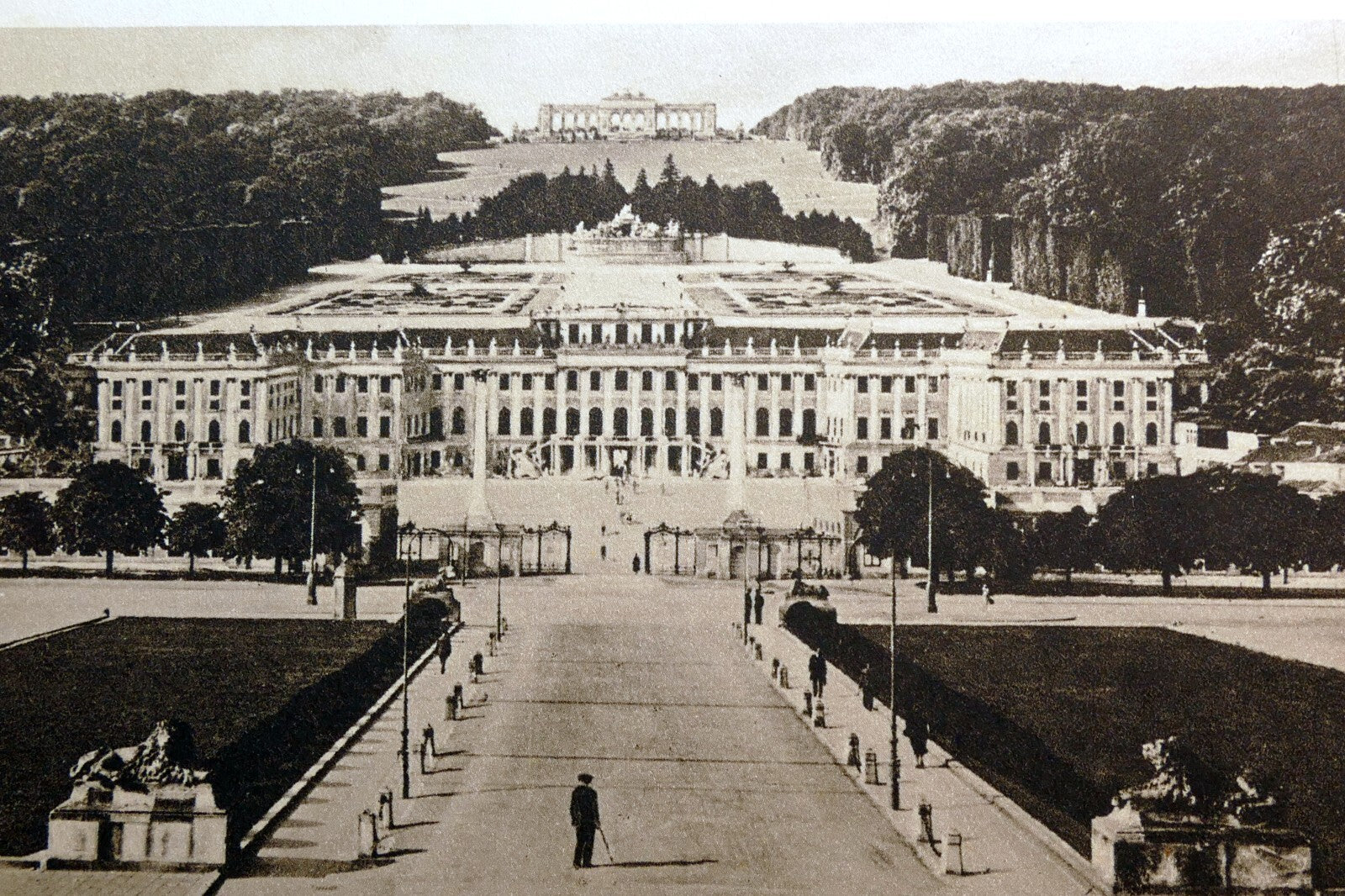 Vienna schönbrunn wien 1930's postcard austria   unposted