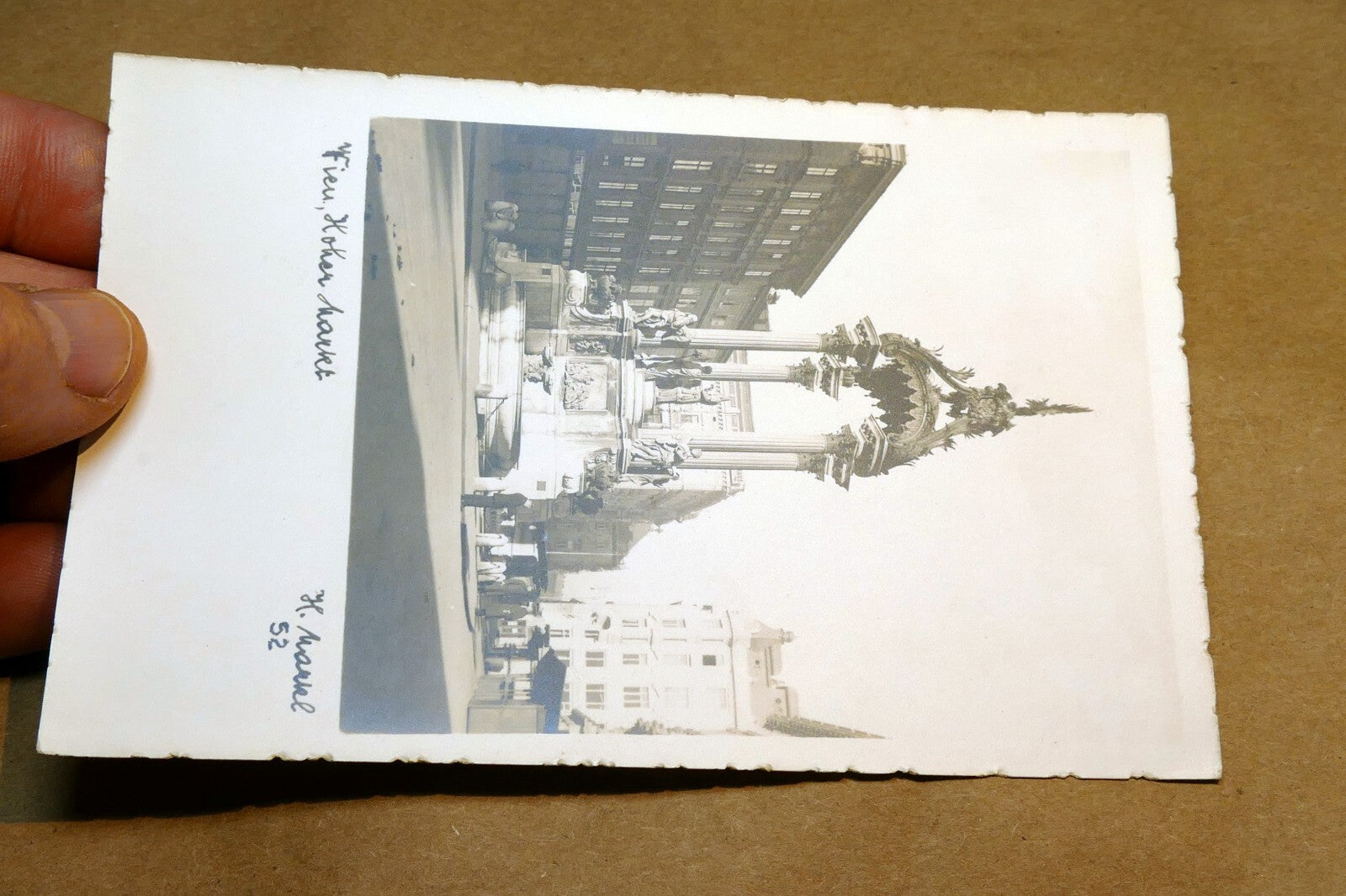 Vienna  marriage fountain on the high market  1930's postcard Austria - unposted