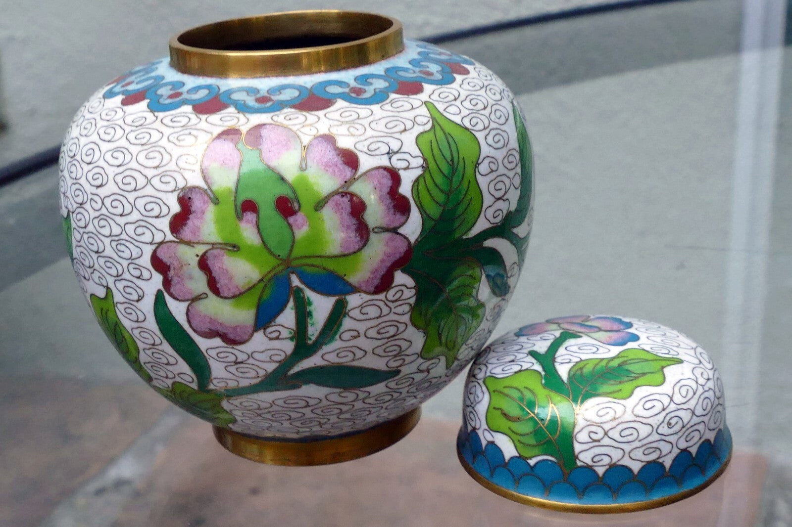 Cloisonne ginger jar with top lid enamel brass 3x3.5" small