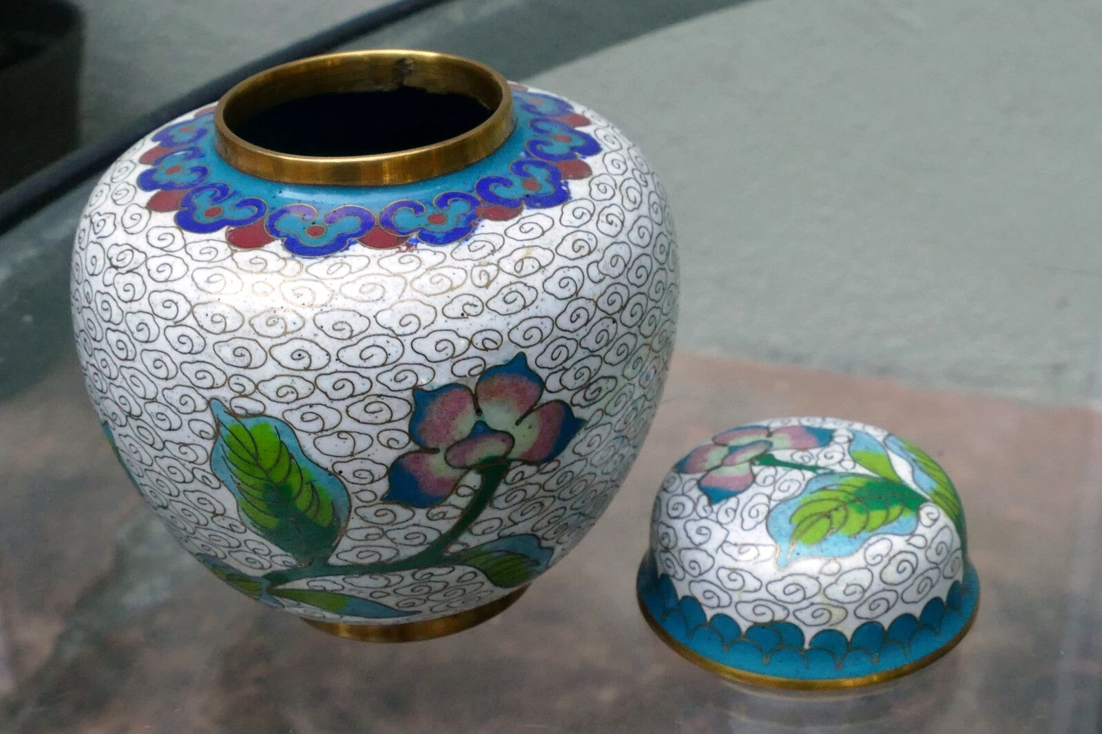 Cloisonne Ginger Jar with top lid enamel brass 3X3.5" small