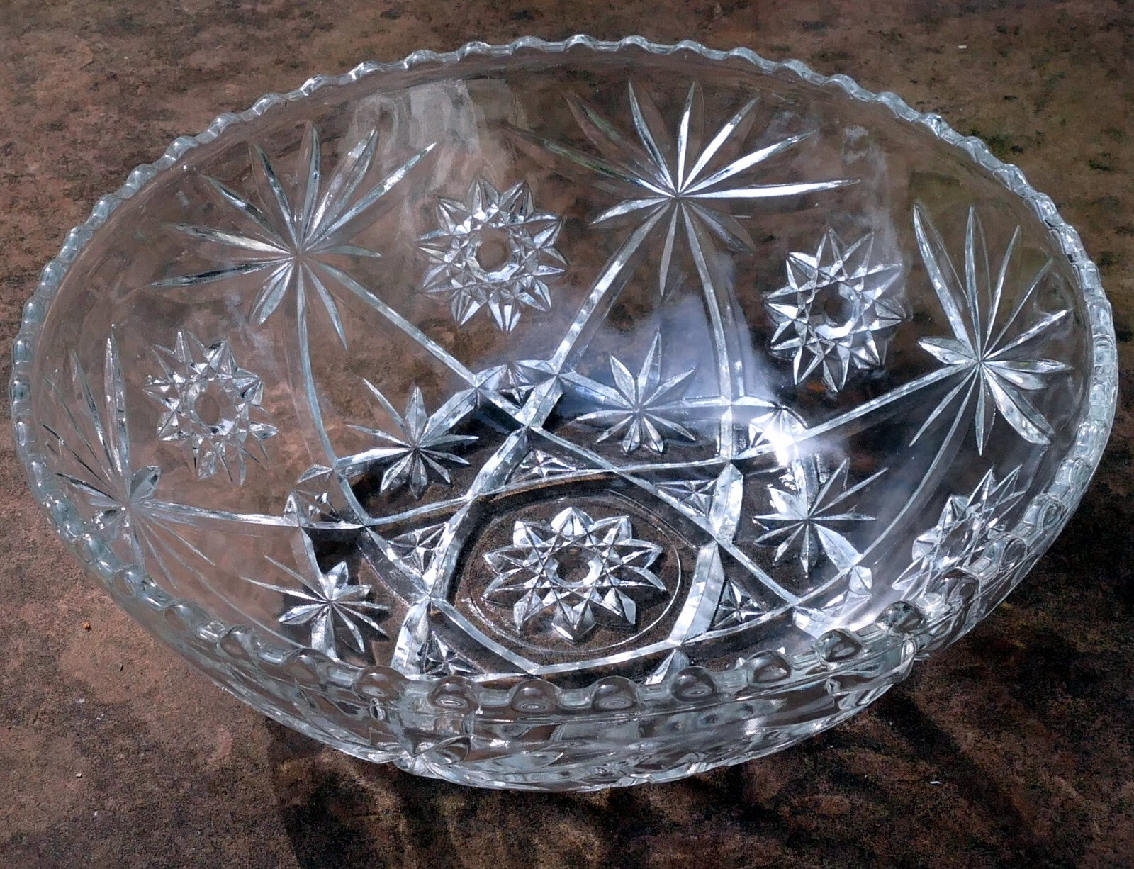 Anchor Hocking Star Of David Early American Prescut Serving/Salad Bowl 10.75"