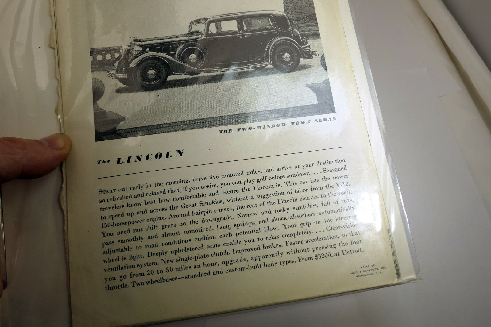 V-12 Lincoln Town Sedan 1932 Magazine clippings advertisement $3200 at Detroit