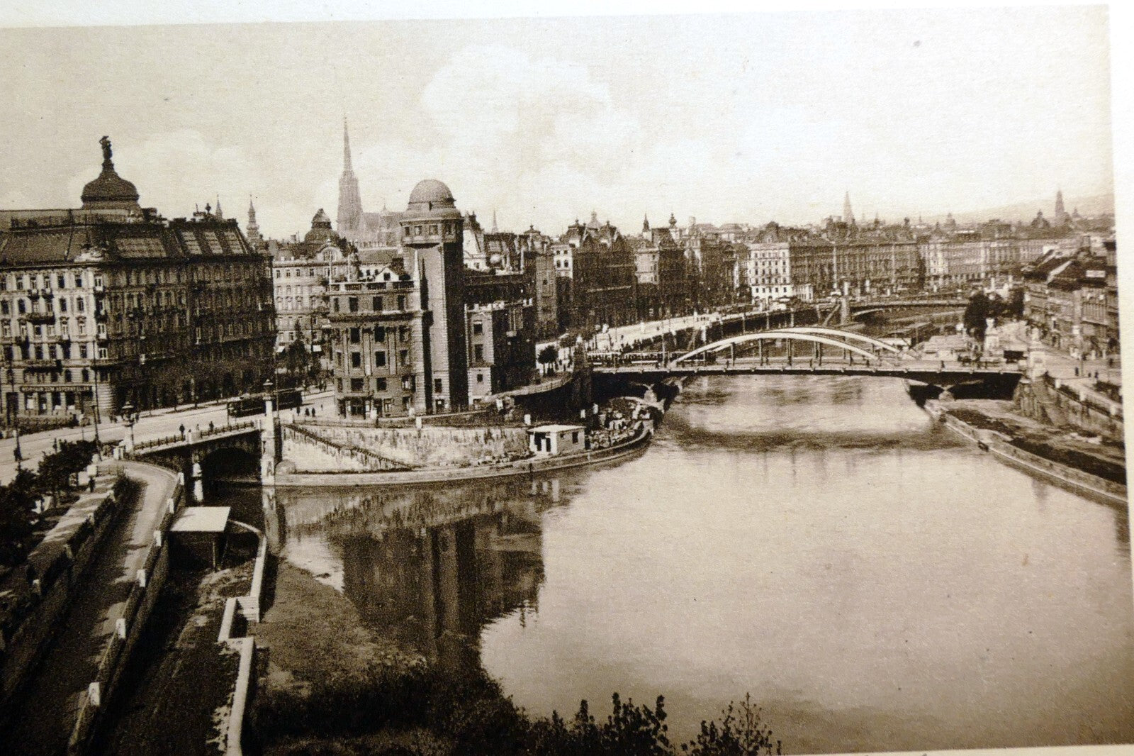 Vienna donaukanal wien 1930's postcard austria   unposted