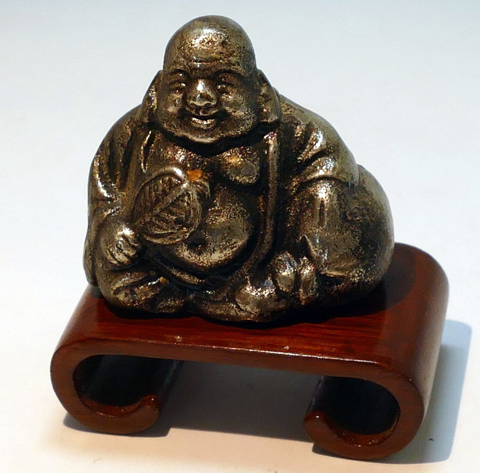 Figurines & Sculptures