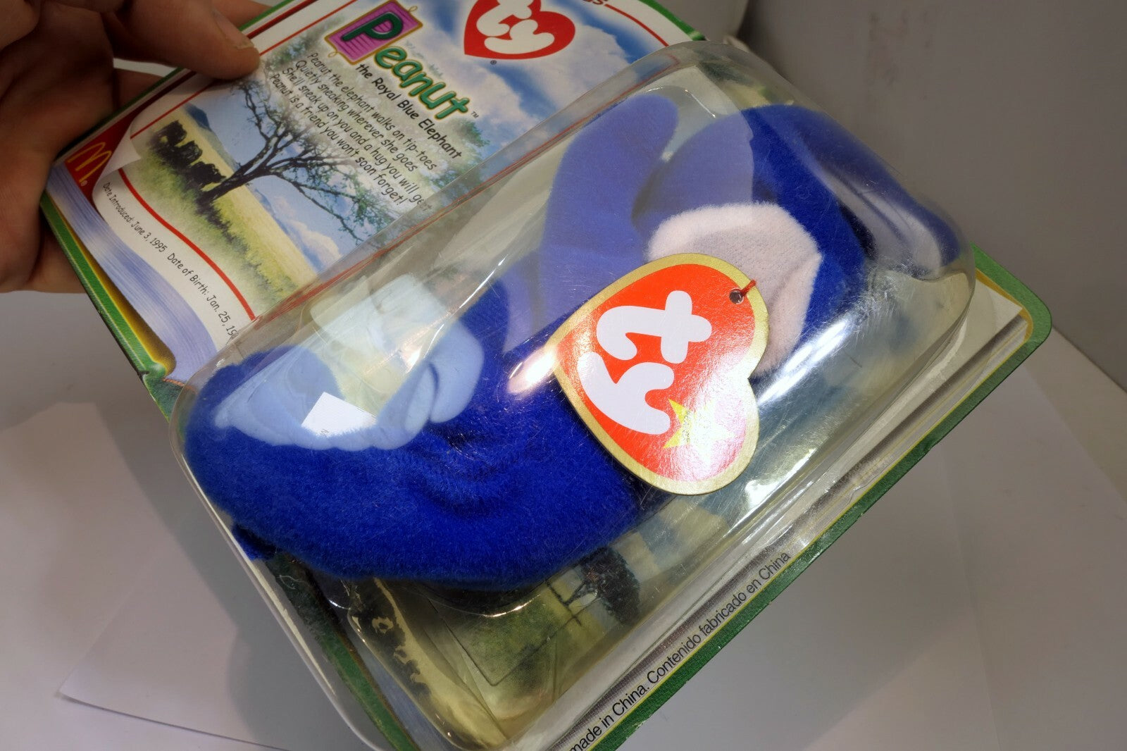 Peanut Beanie Baby 1995 Royal Blue 2000 McDonald's Legends New Unopened