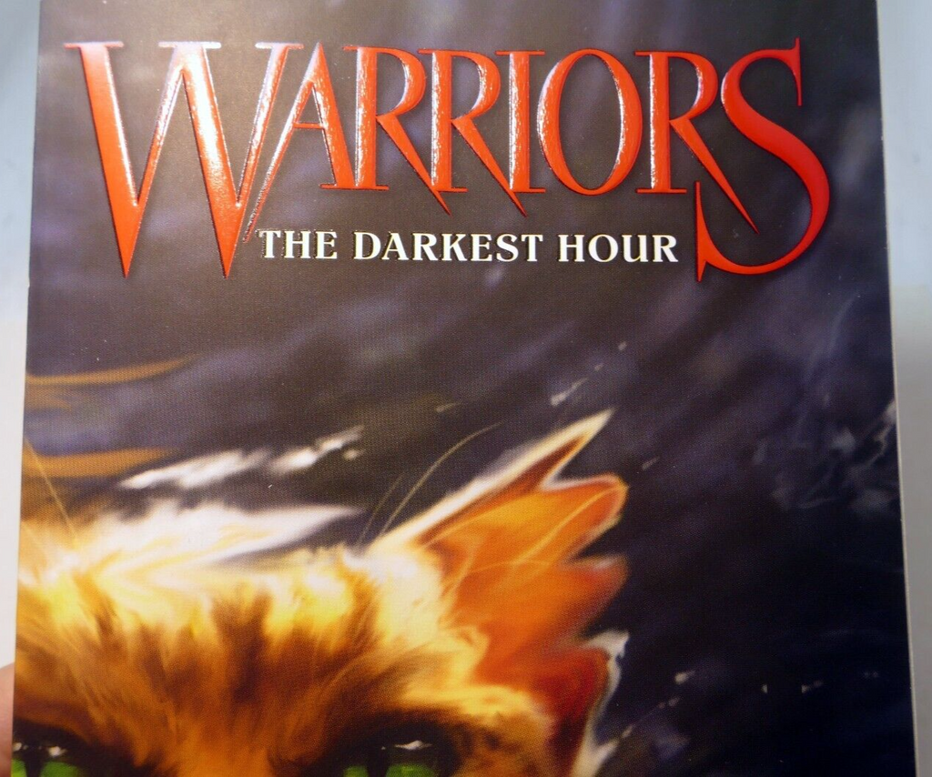 Warriors #6: the darkest hour (warriors: the prophecies begin)   very good