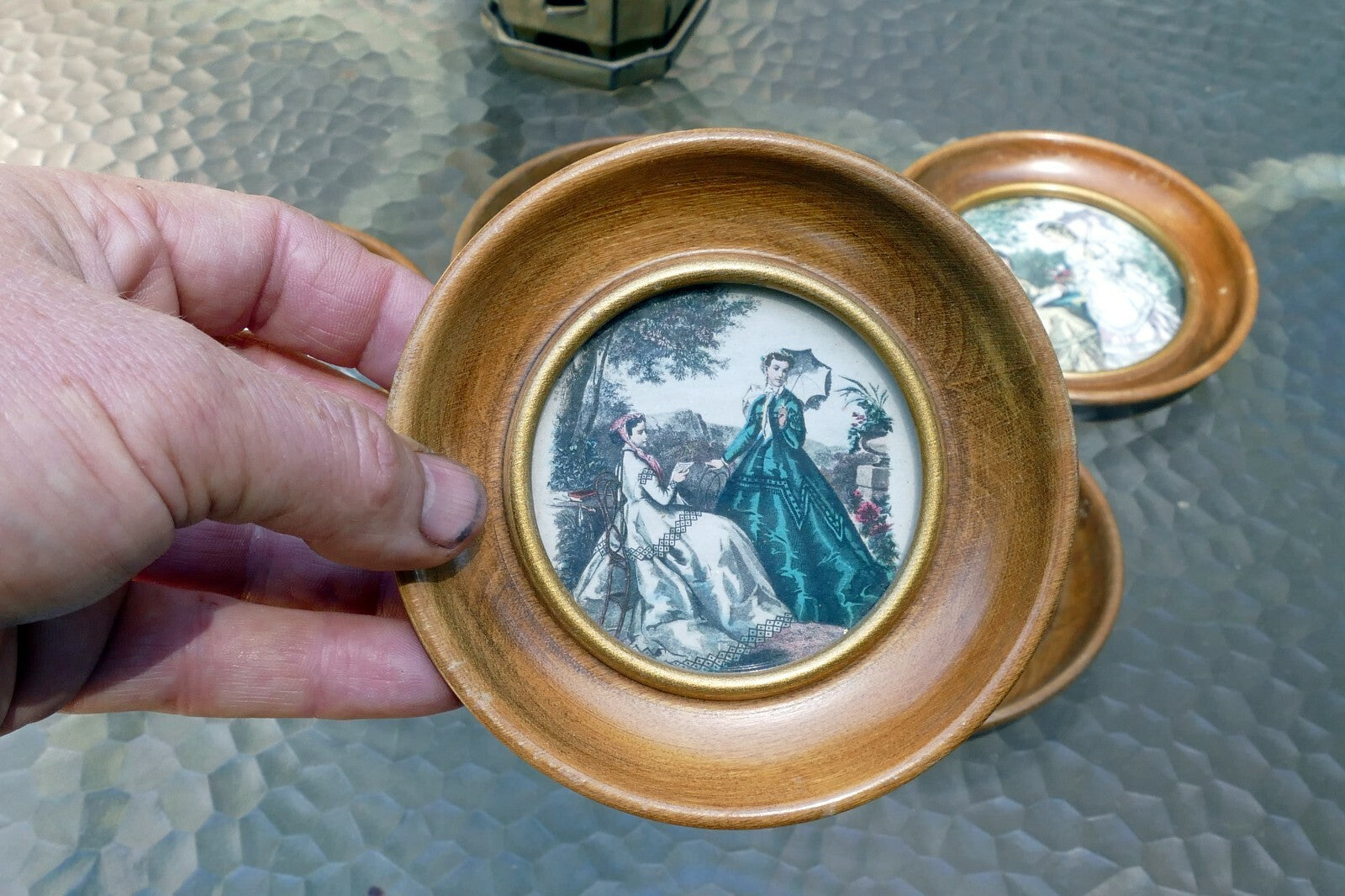 Victorian Wall Hanging Picture Room Decor 6" round set of 5 hand painted etching