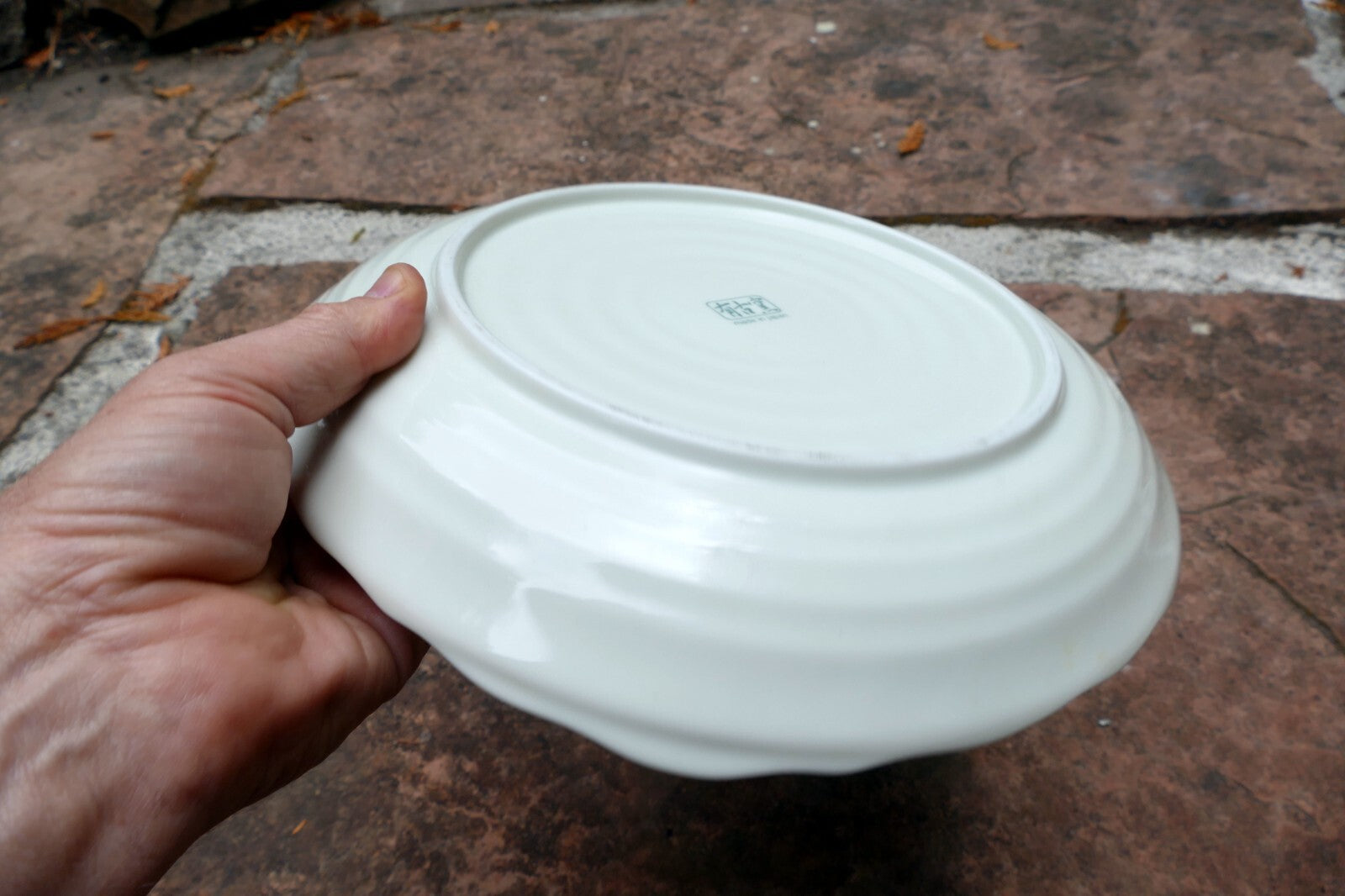 Hasui Sakura 11" Porcelain Round Serving Plate light white green pastel floral