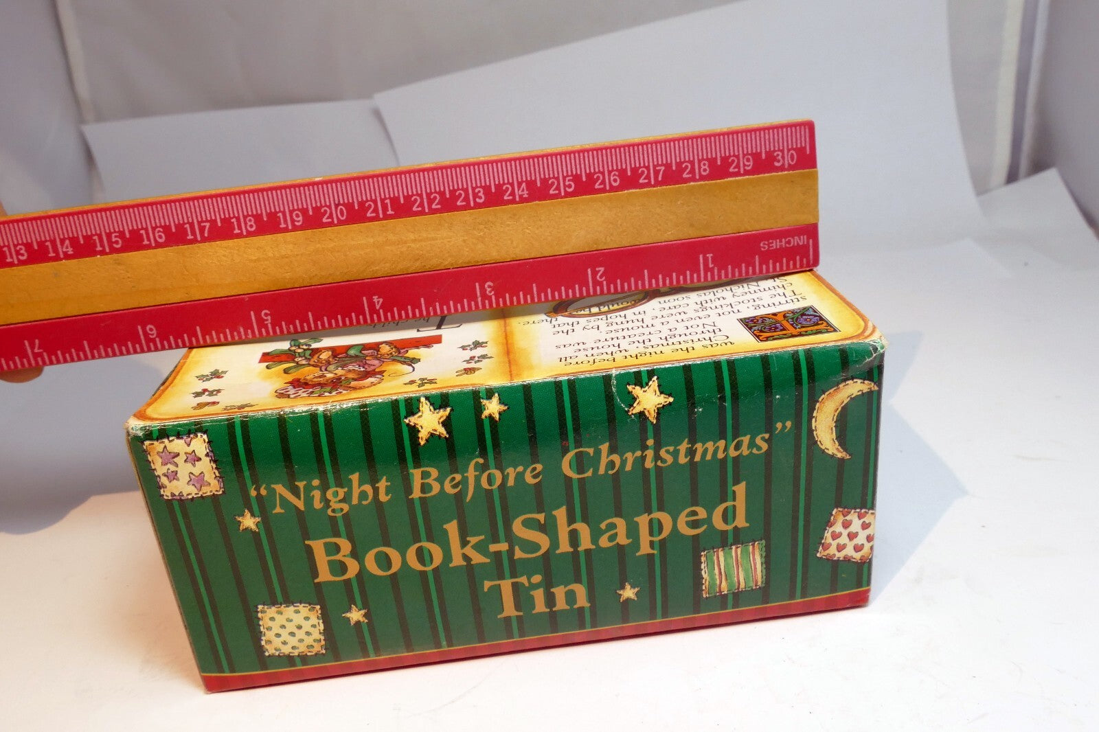 "Night before Christmas"  Book Shaped Tin with box mouse sleep - boxed