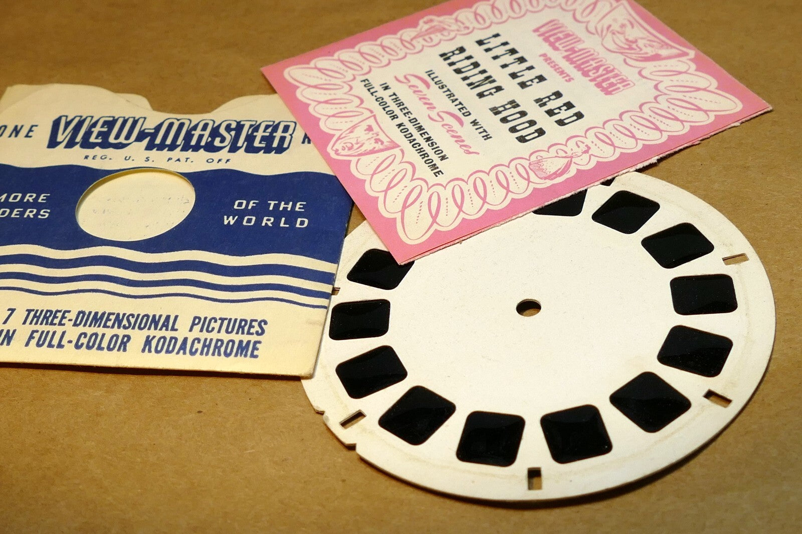 View master mattel fisher price disc ft.1 little red riding hood 1946
