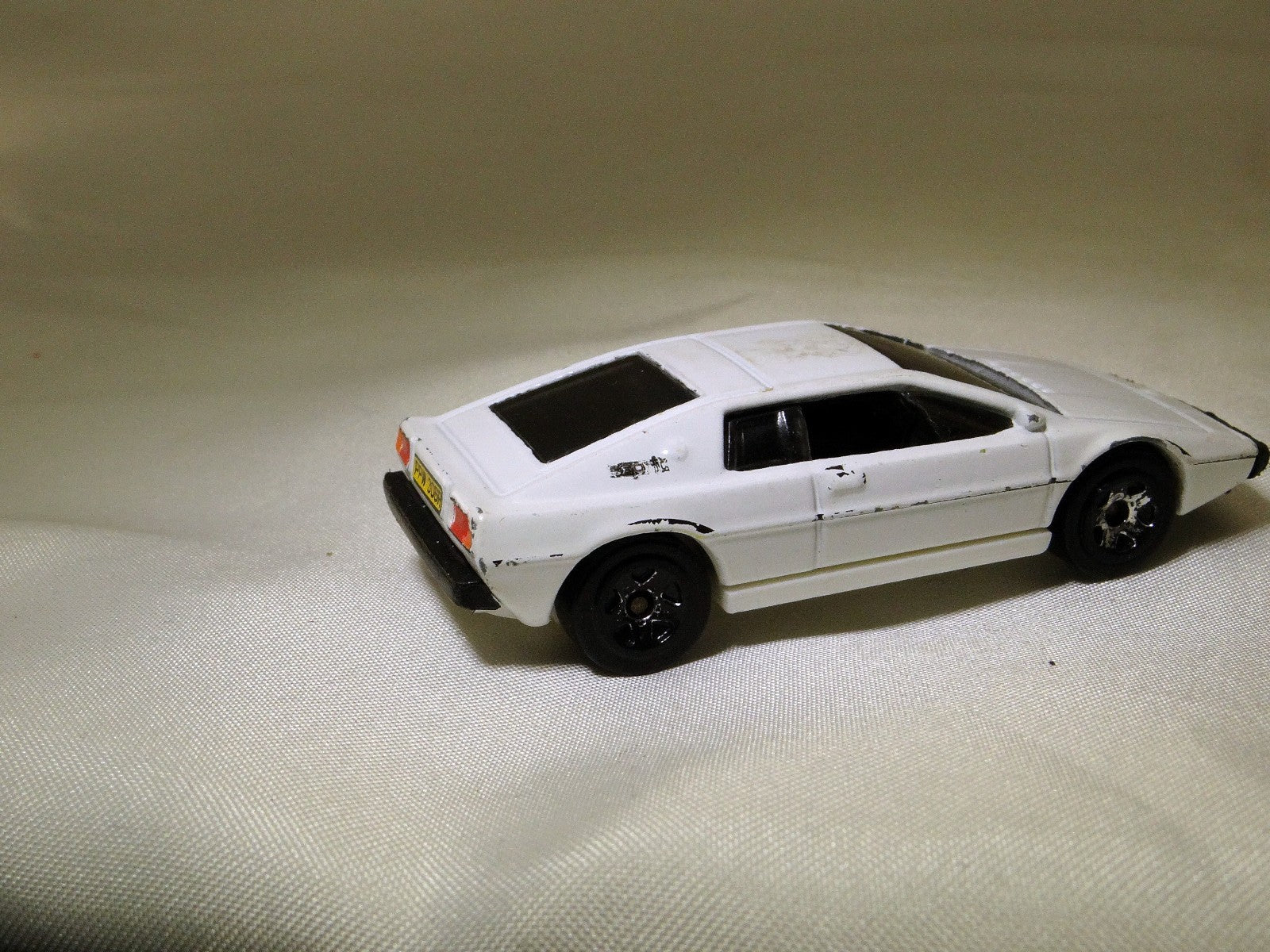 Hot Wheels Lotus Esprit S1 Diecast Car Mattel 2014 Malaysia