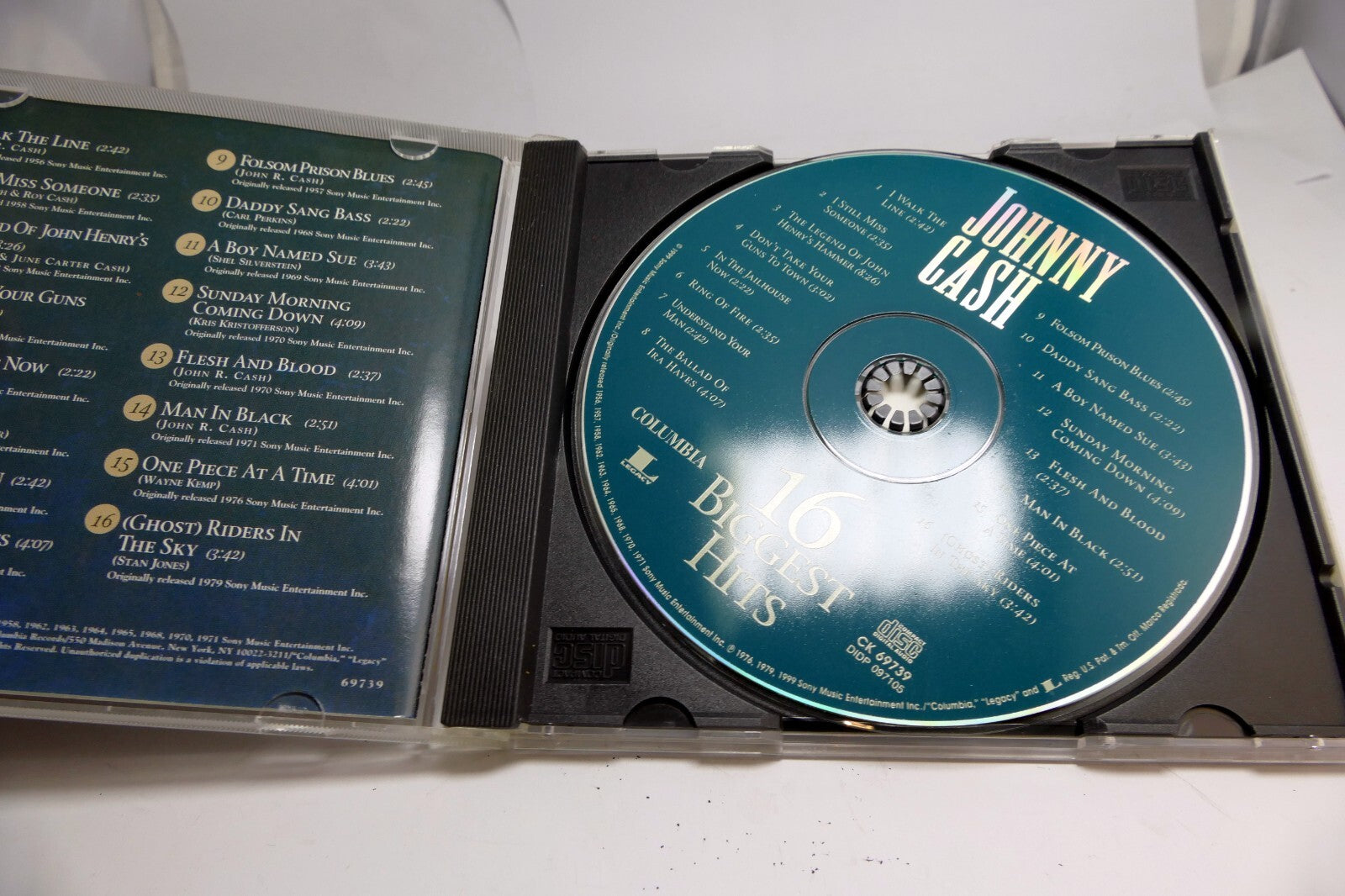 Johnny Cash 16 Biggest Hits Audio CD 1999 CK 69739 Columbia Legacy