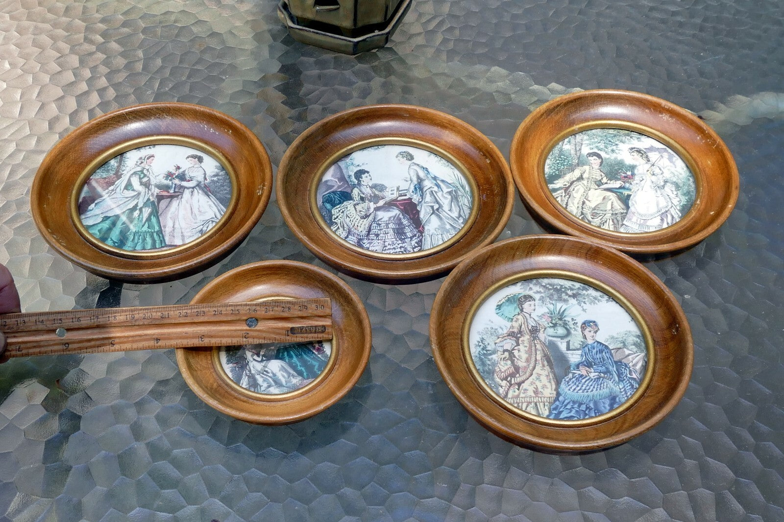 Victorian Wall Hanging Picture Room Decor 6" round set of 5 hand painted etching