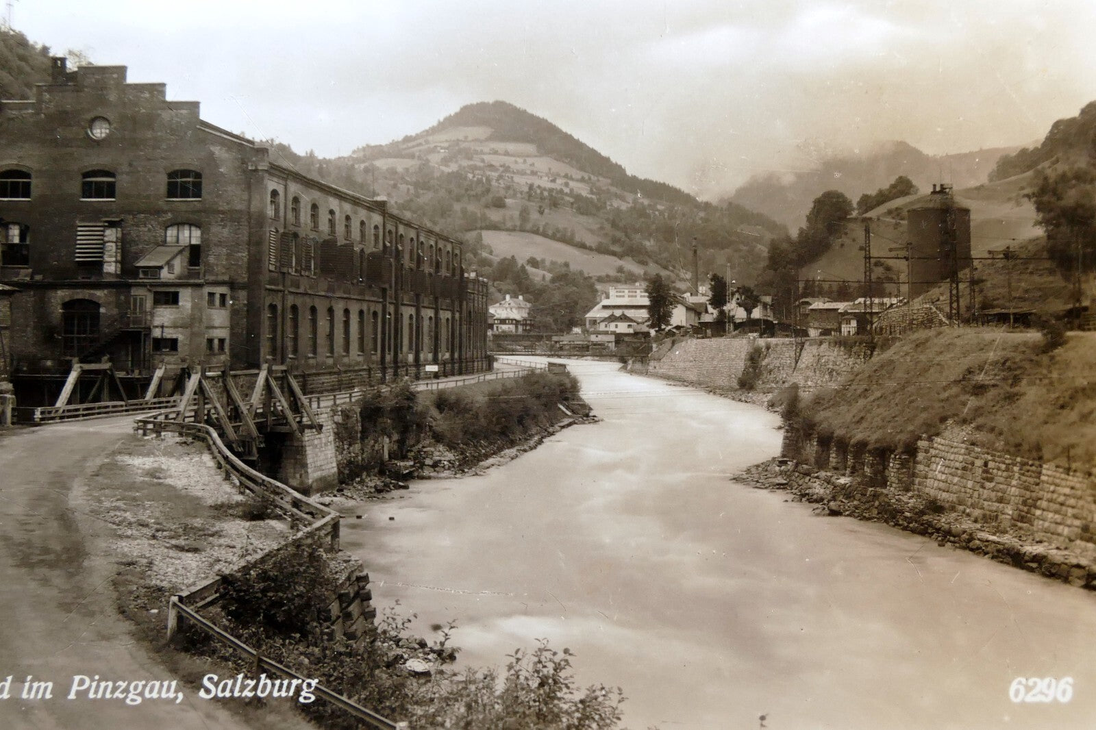 Lend in pinzgau salzburg alps austria postcard 1940's   unposted