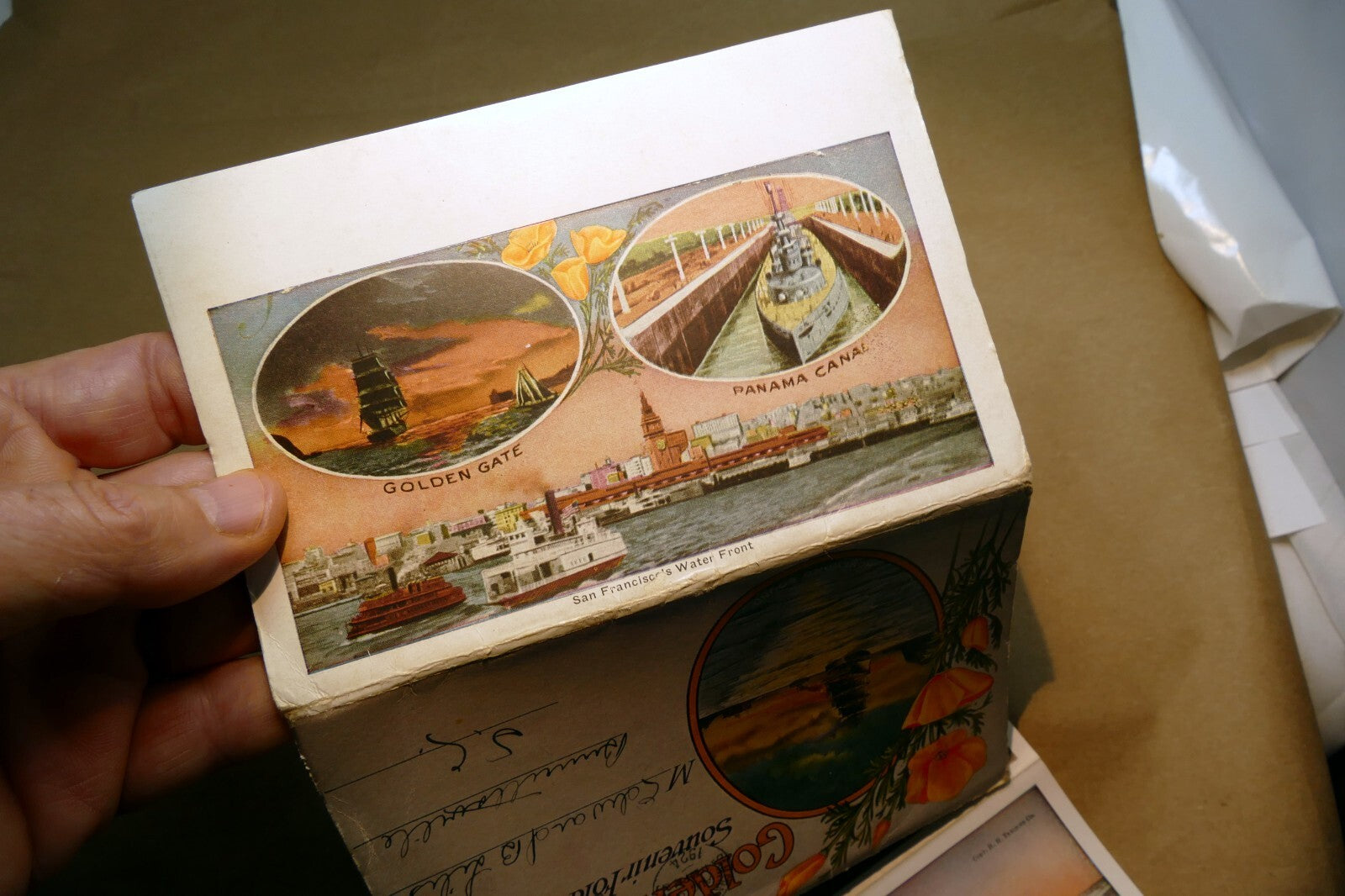 1924 SAN FRANCISCO GOLDEN GATE souvenir POSTCARD color book