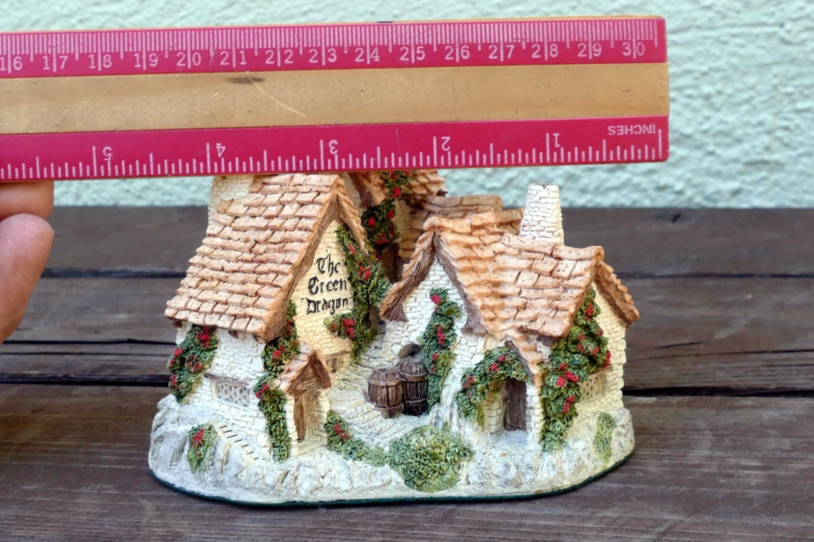 David Winters Cottages Green Dragon Pub 1983  hand painted UK Great Britain