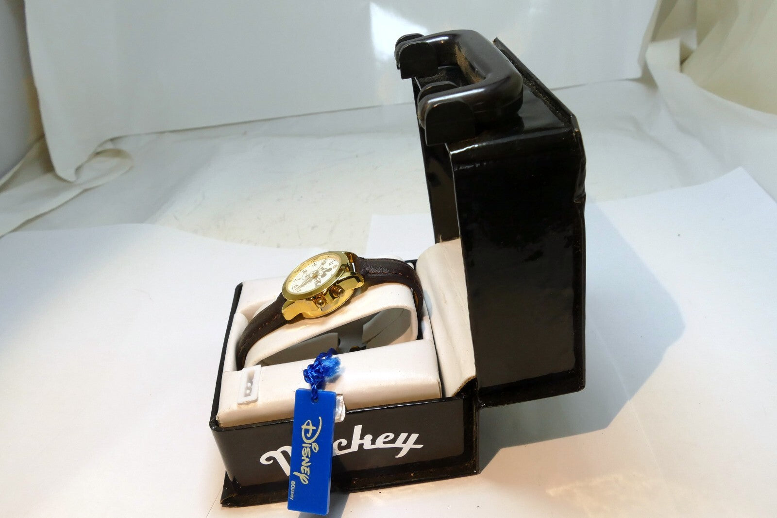 Disney MZB MCK156 Mickey Mouse Musical Watch Brown Leather Band New in Box