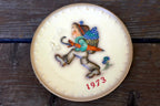 1973 Third Edition M. J. Hummel Annual Christmas Plate HUM266