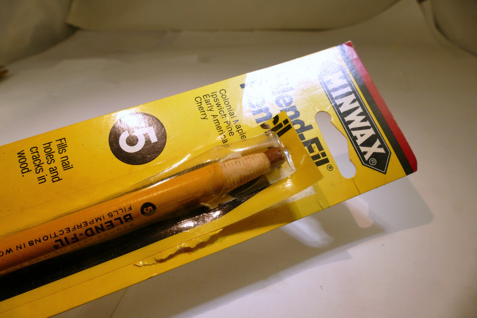 Minwax Blend-Fil Wood Filler Pencil #5 dark brown maple Cherry repair nail holes