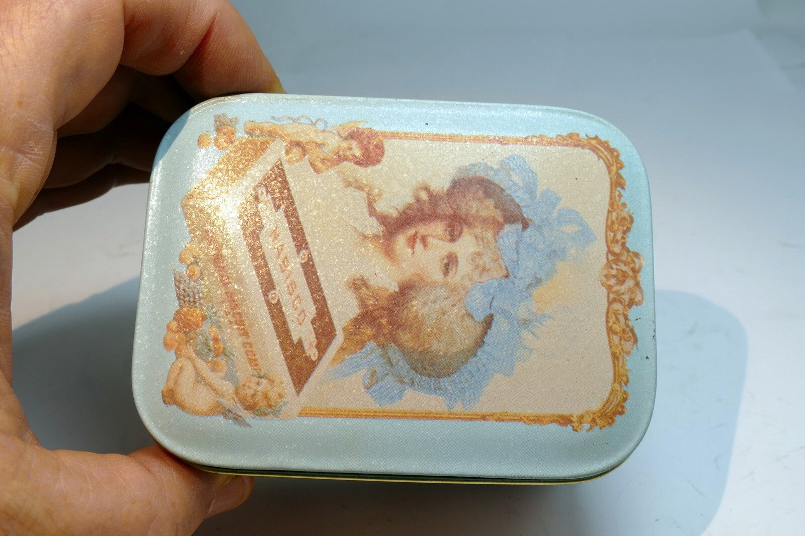Tin Box Company Bristol Retro Blue Lady Victorian Nabisco Biscuit 4"