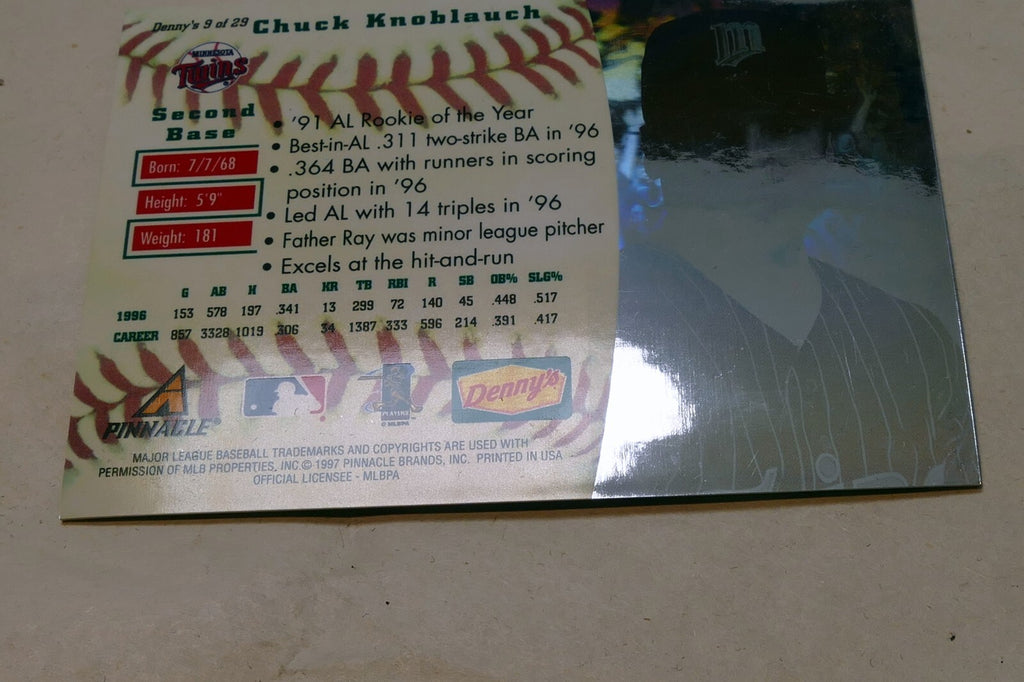 1997 Pinnacle Dennys #9 Chuck Knoblauch Minnesota Twins Holographic