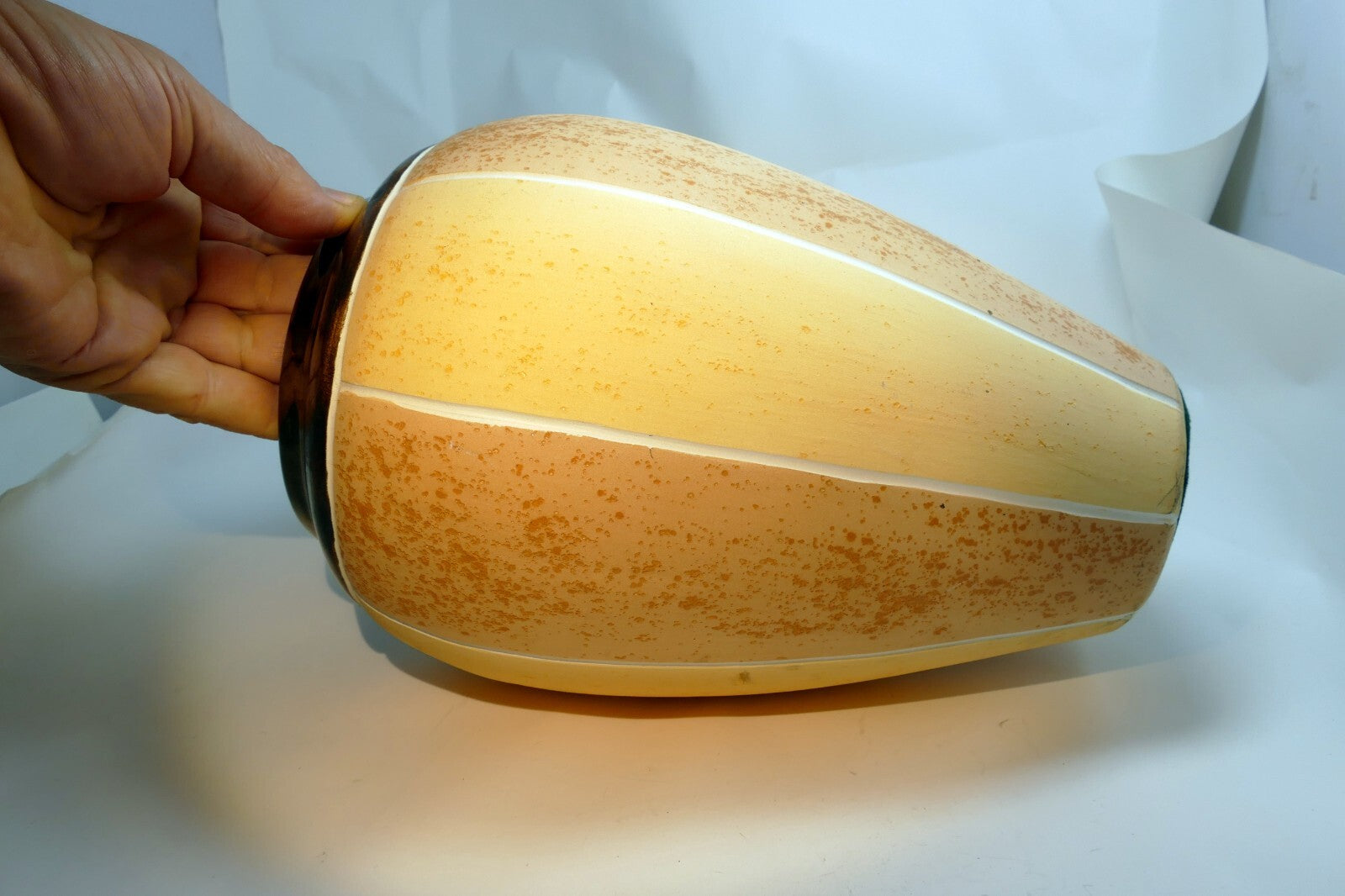 Art Pottery Ceramic Vase 1997 GB Gillian Bliss Signed sand light brown 11"