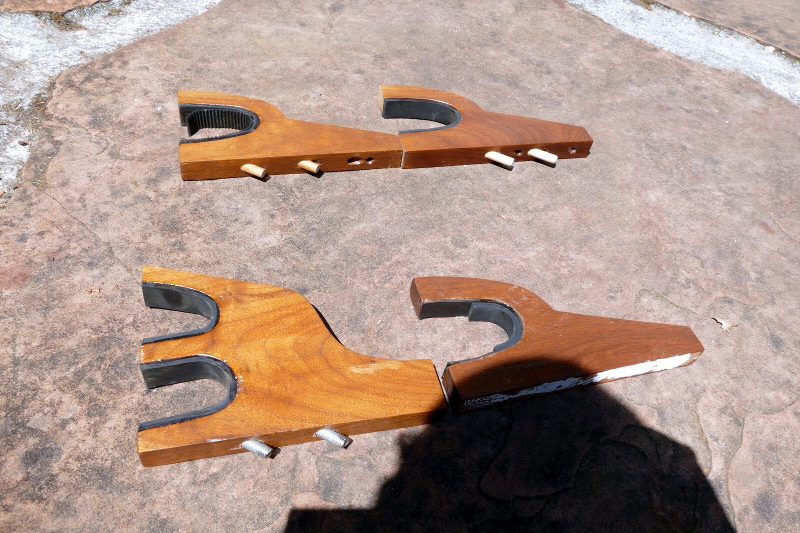 2 Rifle Gun Rack Wall Mount Wooden Shotgun Holder Gun Display Hanger Hand made