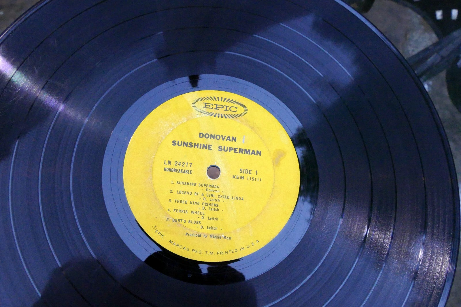 DONOVAN SUNSHIME SUPERMAN EPIC LN 24217 MONO  LP  - poor condition