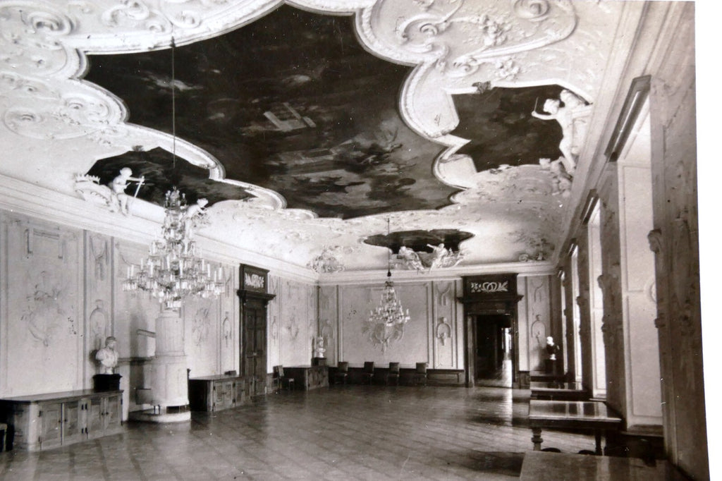Wien   schönbrunn schloss castle guest room postcard austria 1930's   unposted