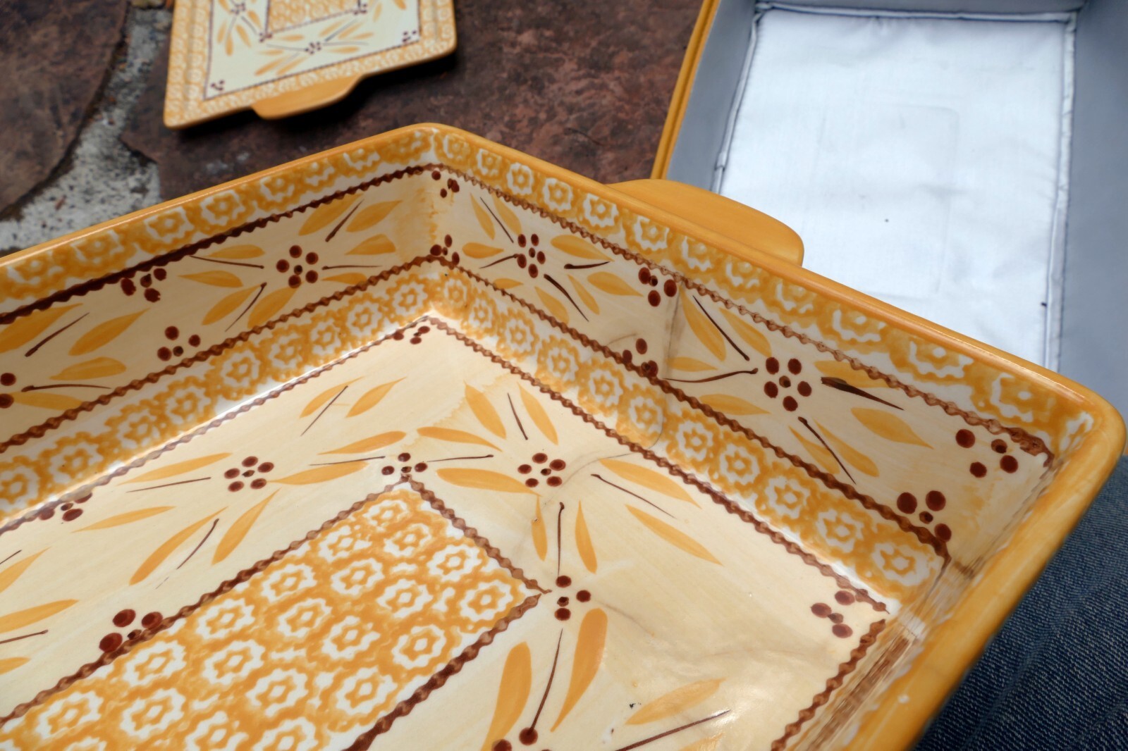 Temp-Tations Presentable Ovenware Casserole Lasagna Serving Tray w/ Lid 10X15"
