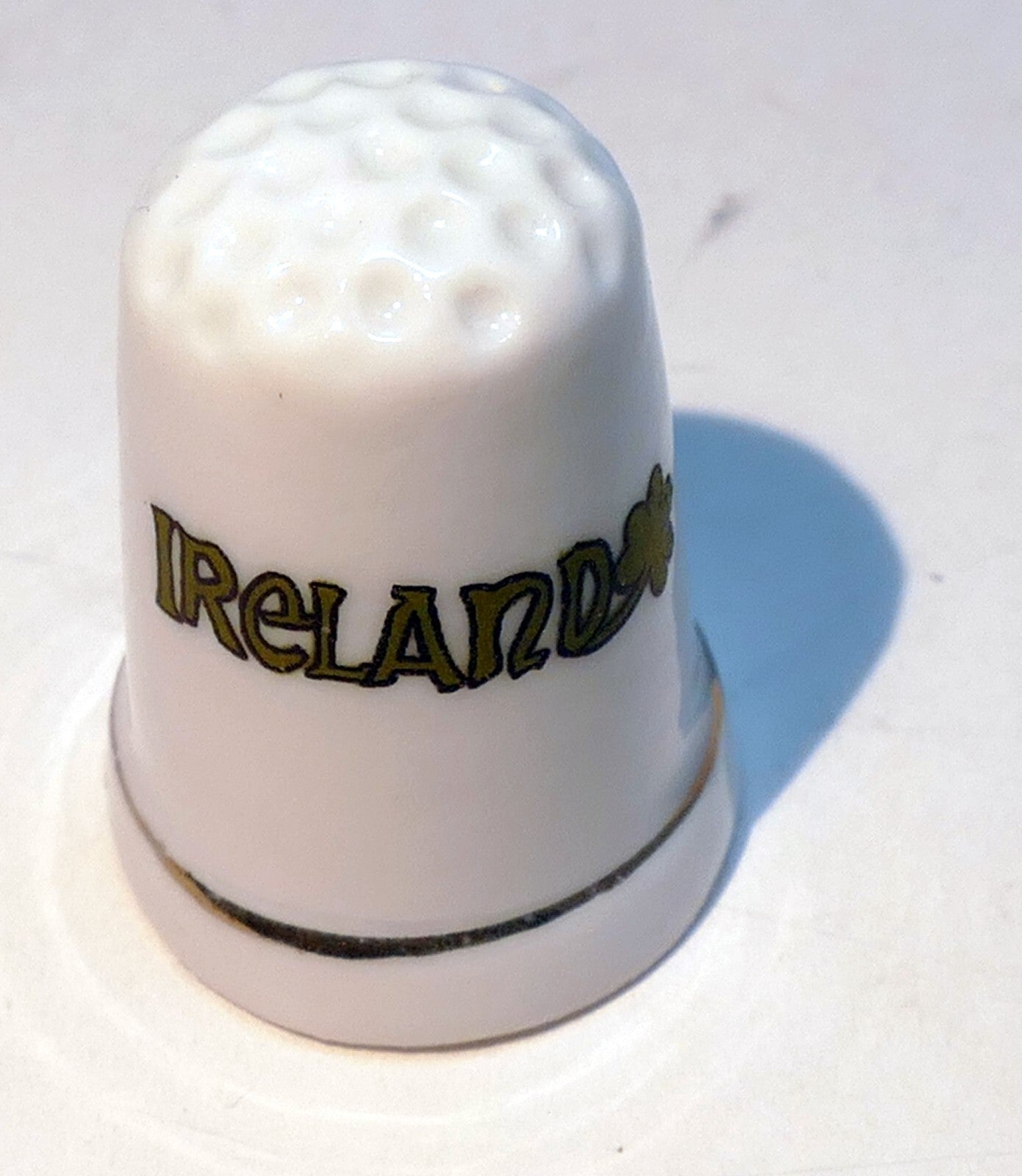 Porcelain Thimble Souvenir Ireland Shamrock  Clover
