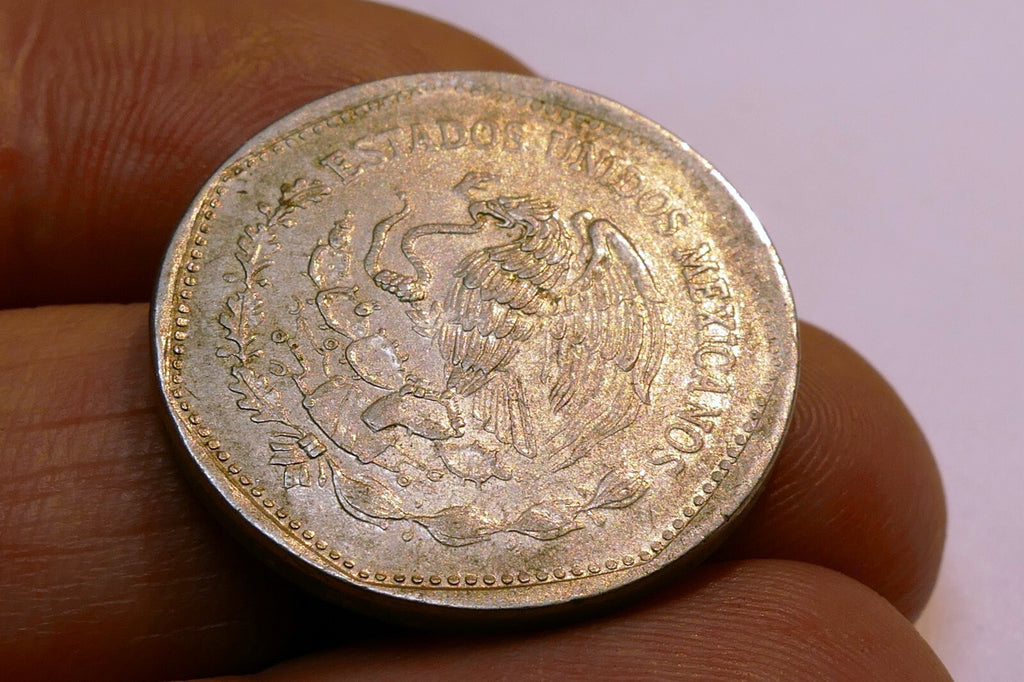 1981 BANCO OF MEXICO $5 PESOS COIN