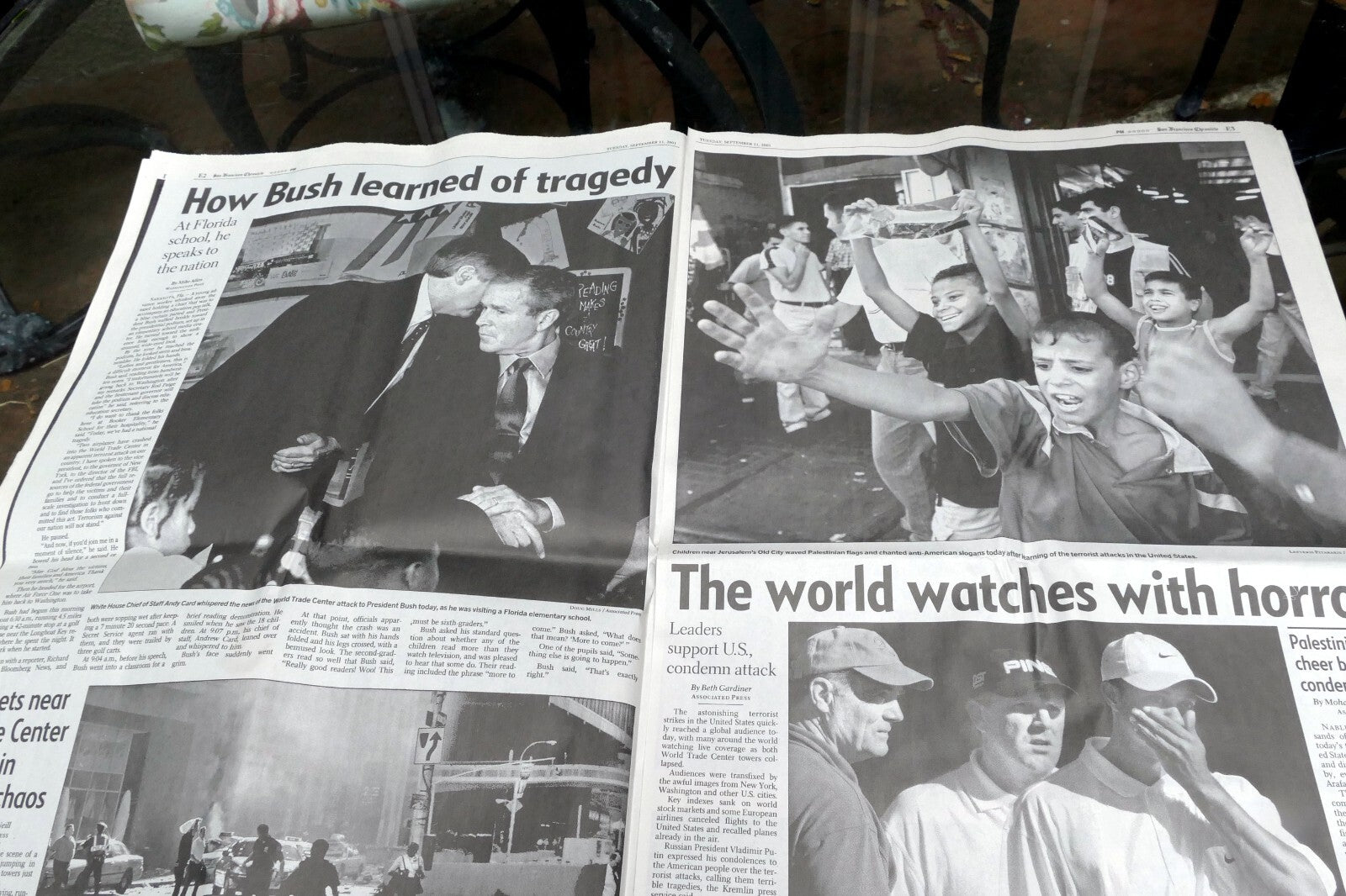 09 - 11 - 2001 San Francisco Chronicle EXTRA US Under Attack world Trade Center