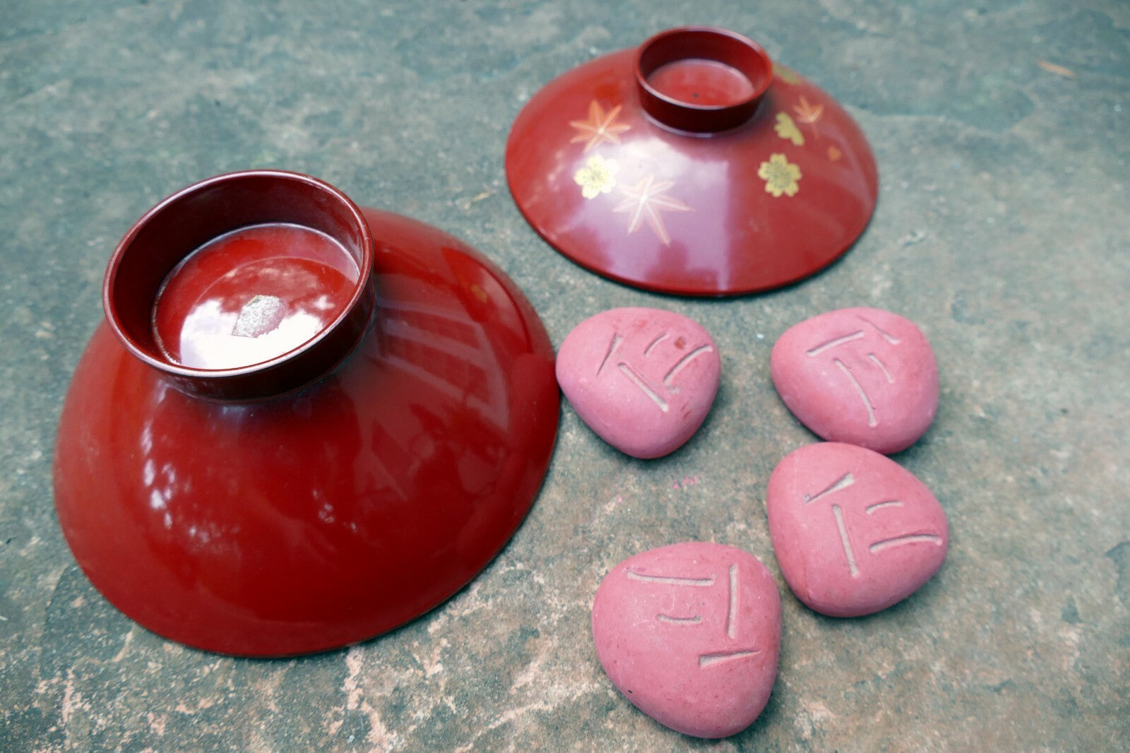 Japanese  massage stones with a bowl  vintage pink red